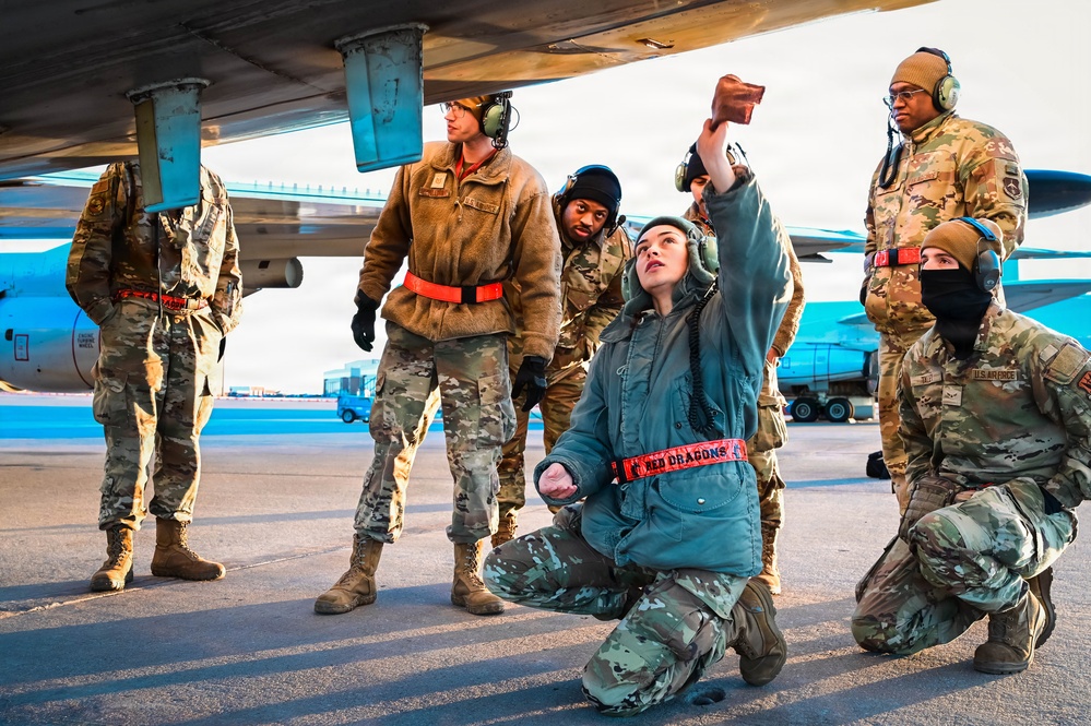 970th Airborne Air Control Squadron Conducts E-3 Surveillance Training