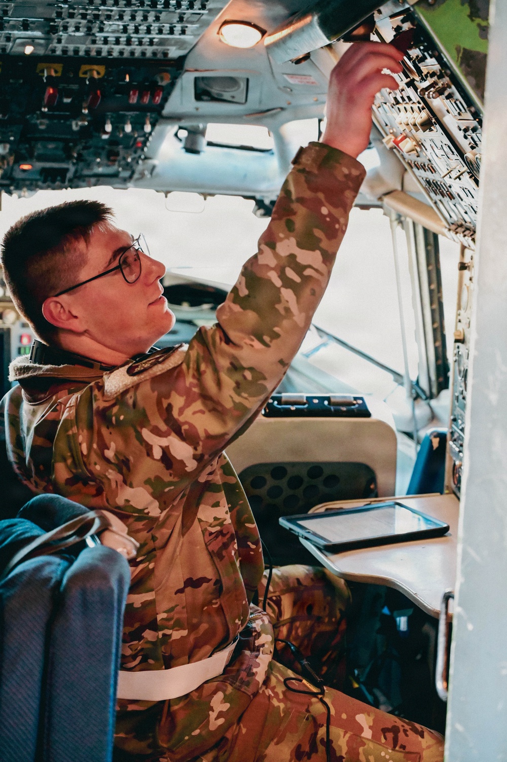 970th Airborne Air Control Squadron Conducts E-3 Surveillance Training