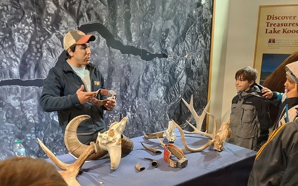 Snowshoes, science and stewardship: Libby Dam engineers the next generation of conservationists during Scotchman Peak’s annual “Winter Tracks”