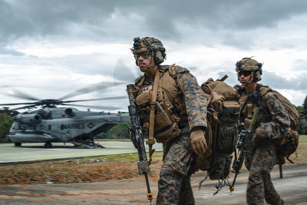 U.S. Marines load MMSP on CH-53E Super Stallions for MCCRE