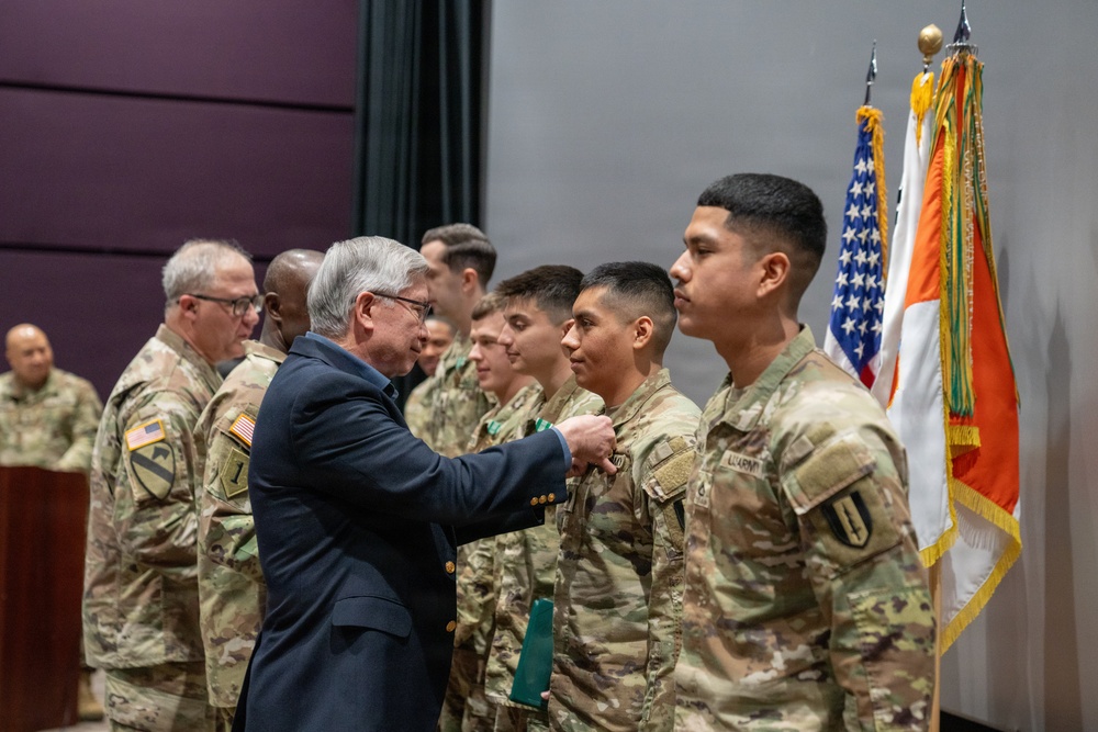 1st Signal Brigade recognizes excellence at quarterly awards