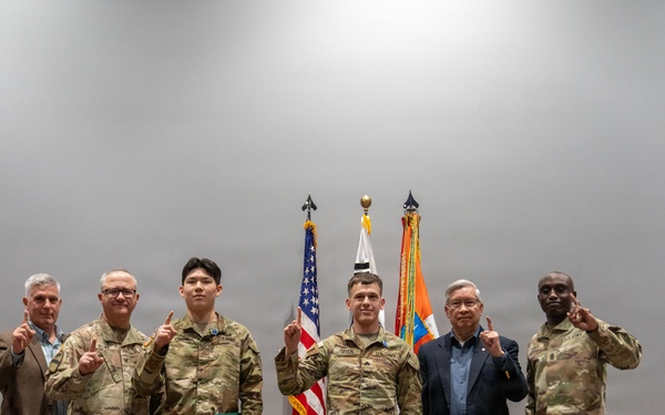 1st Signal Brigade recognizes excellence at quarterly awards