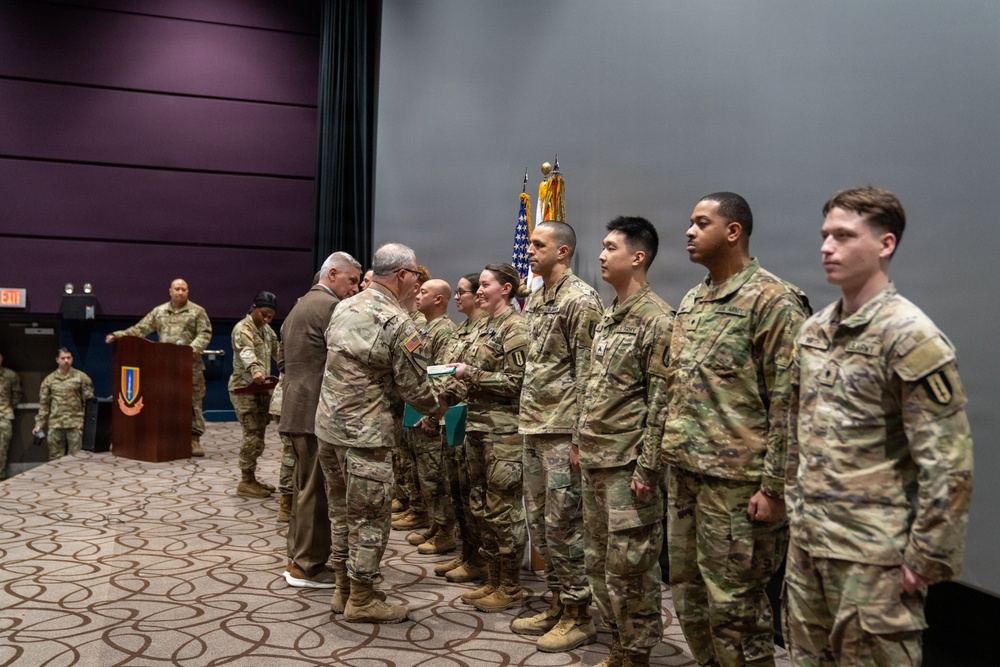 1st Signal Brigade recognizes excellence at quarterly awards