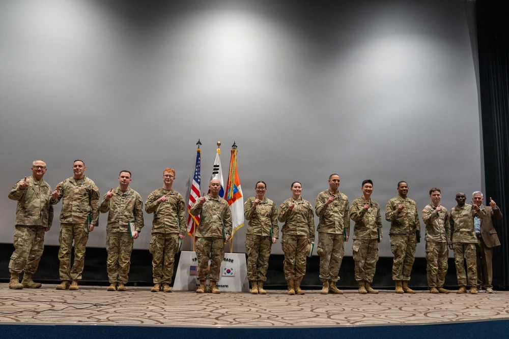 1st Signal Brigade recognizes excellence at quarterly awards