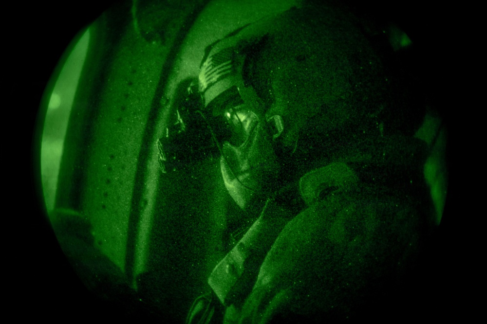 2-2 AHB Conducts Combined Night Air Assault Training