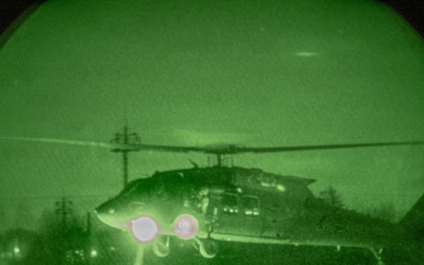 2-2 AHB Conducts Combined Night Air Assault Training
