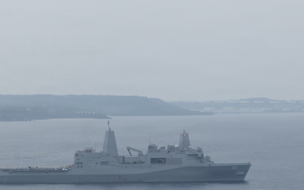 U.S. Marine Corps Leadership Oversee Amphibious Combat Vehicle Launch
