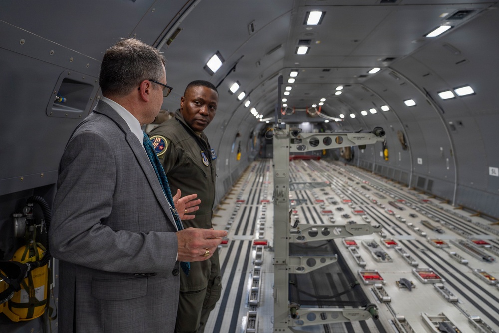 U.S. reaffirms their vital presence in the Pacific, Singapore Airshow 2026