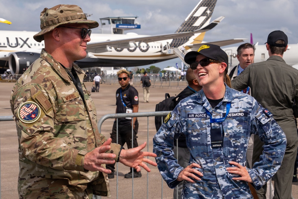 U.S. reaffirms their vital presence in the Pacific, Singapore Airshow 2026