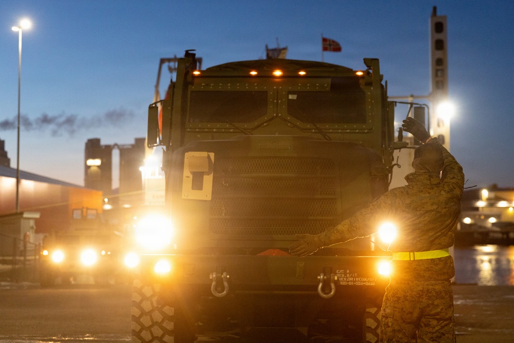 CORE26 | U.S. Marines use Norwegian Cargo Ship to Transport Military Equipment for Exercise in the Arctic