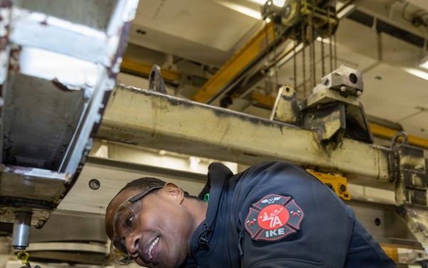 Daily Operations Aboard USS George H.W. Bush (CVN 77)