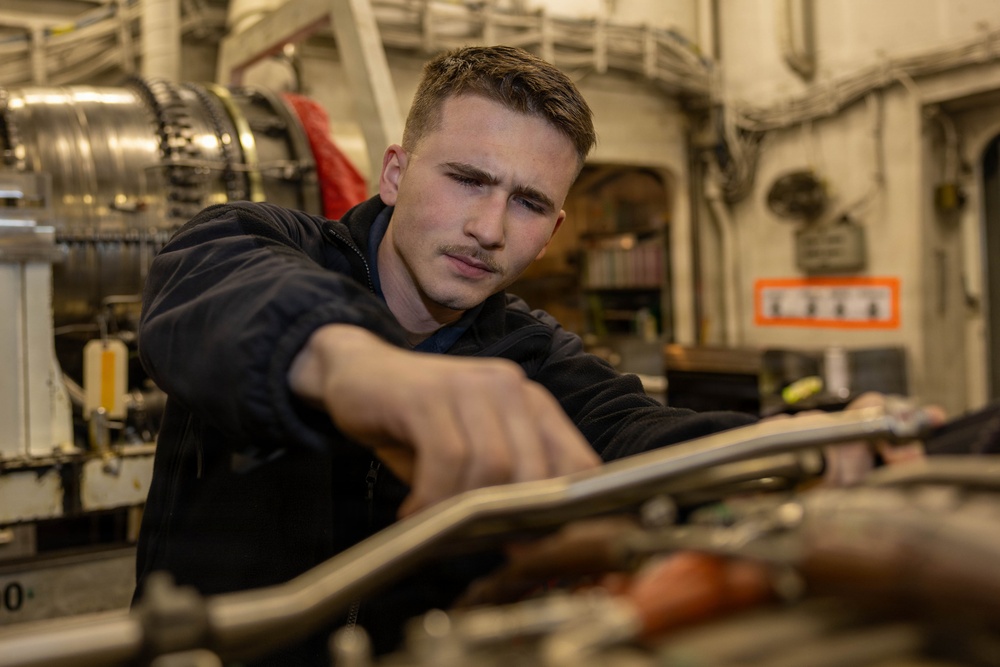 Daily Operations Aboard USS George H.W. Bush (CVN 77)