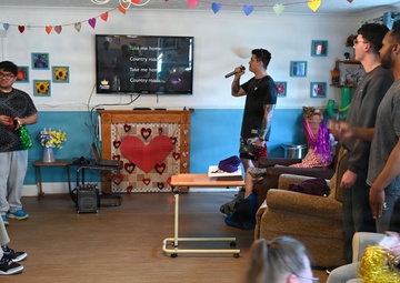 RAF Mildenhall Airmen entertain residents at local care home