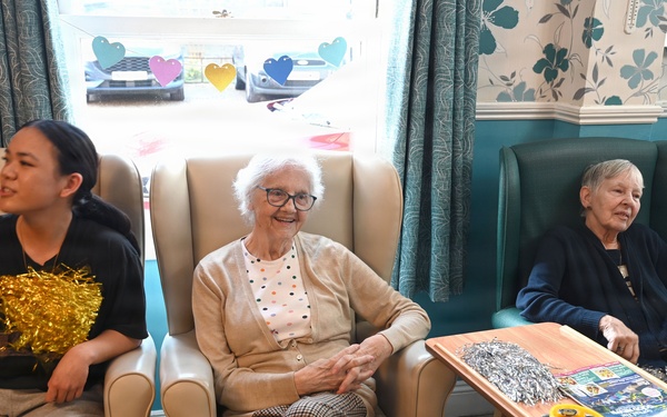 RAF Mildenhall Airmen entertain residents at local care home