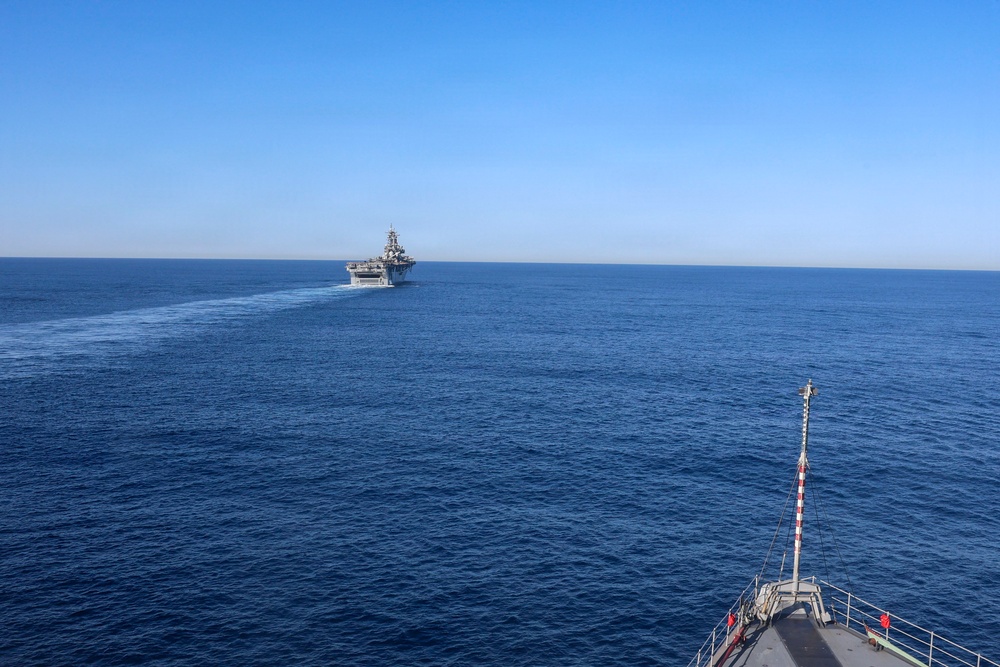 Comstock and Boxer Conduct a Fueling-at-sea