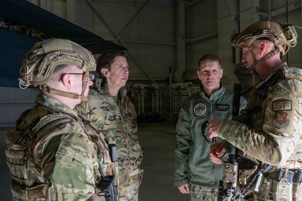 USSTRATCOM Commander visits Whiteman AFB