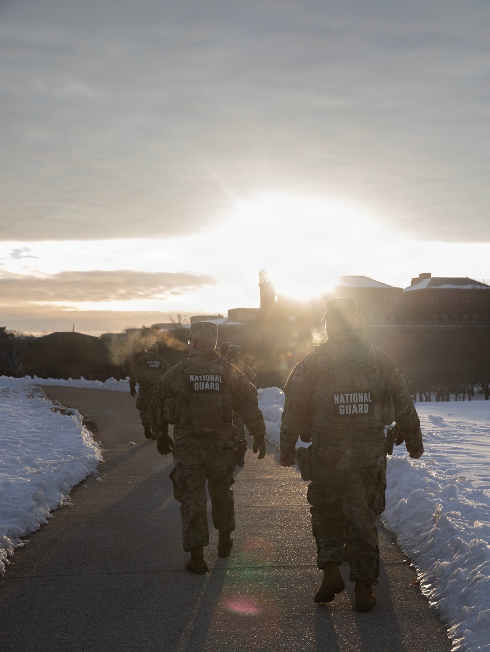 Mass Reenlistment Held at Washington Monument