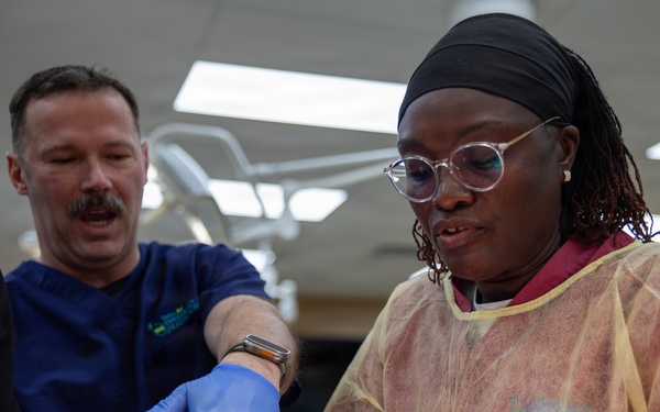 Cadaver lab training supports Army medical readiness