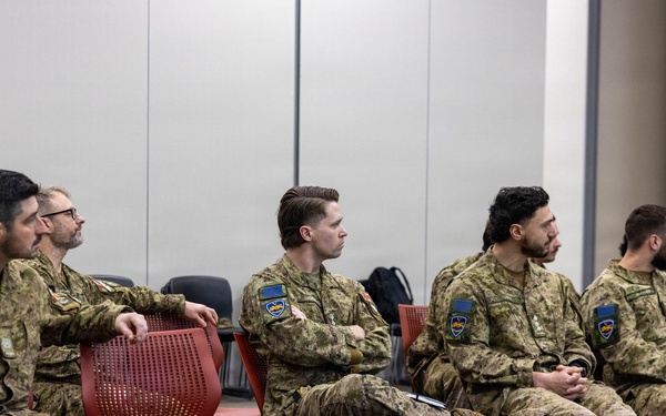 1st LAR, Canadian service members conduct tabletop exercise