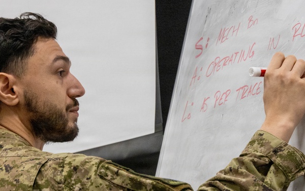 1st LAR, Canadian service members conduct tabletop exercise