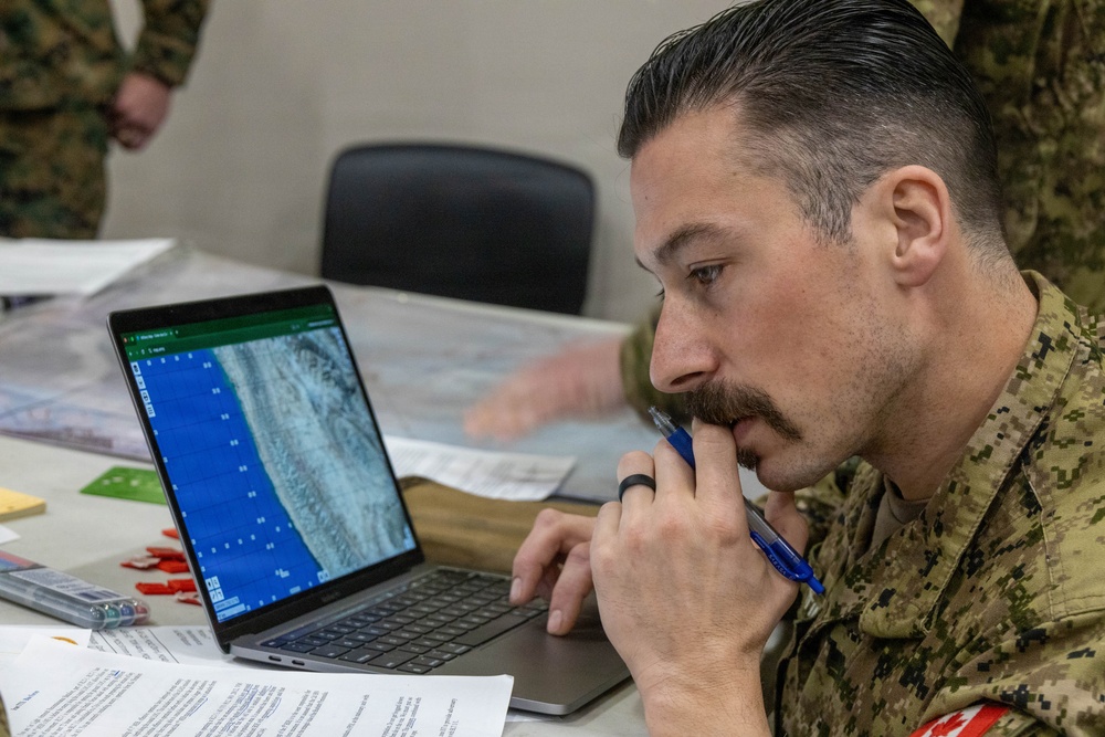 1st LAR, Canadian service members conduct tabletop exercise