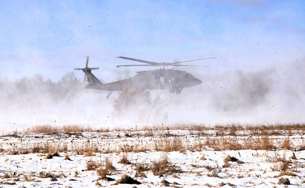 Wisconsin National Guard’s 1st Battalion, 120th Field Artillery holds winter sling-load training at Fort McCoy
