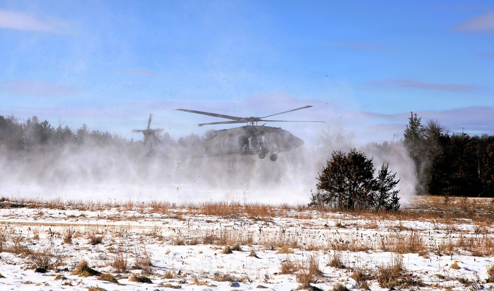 X Wisconsin National Guard’s 1st Battalion, 120th Field Artillery holds winter sling-load training at Fort McCoy