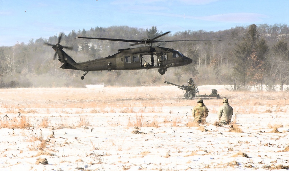 Wisconsin National Guard’s 1st Battalion, 120th Field Artillery holds winter sling-load training at Fort McCoy