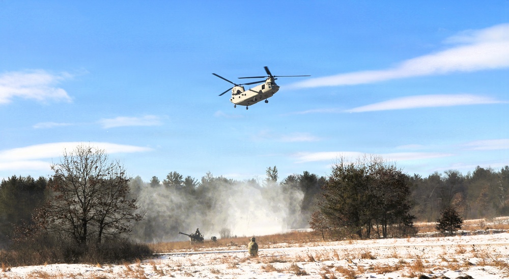 Wisconsin National Guard’s 1st Battalion, 120th Field Artillery holds winter sling-load training at Fort McCoy