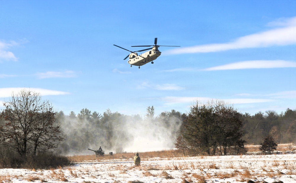 Wisconsin National Guard’s 1st Battalion, 120th Field Artillery holds winter sling-load training at Fort McCoy