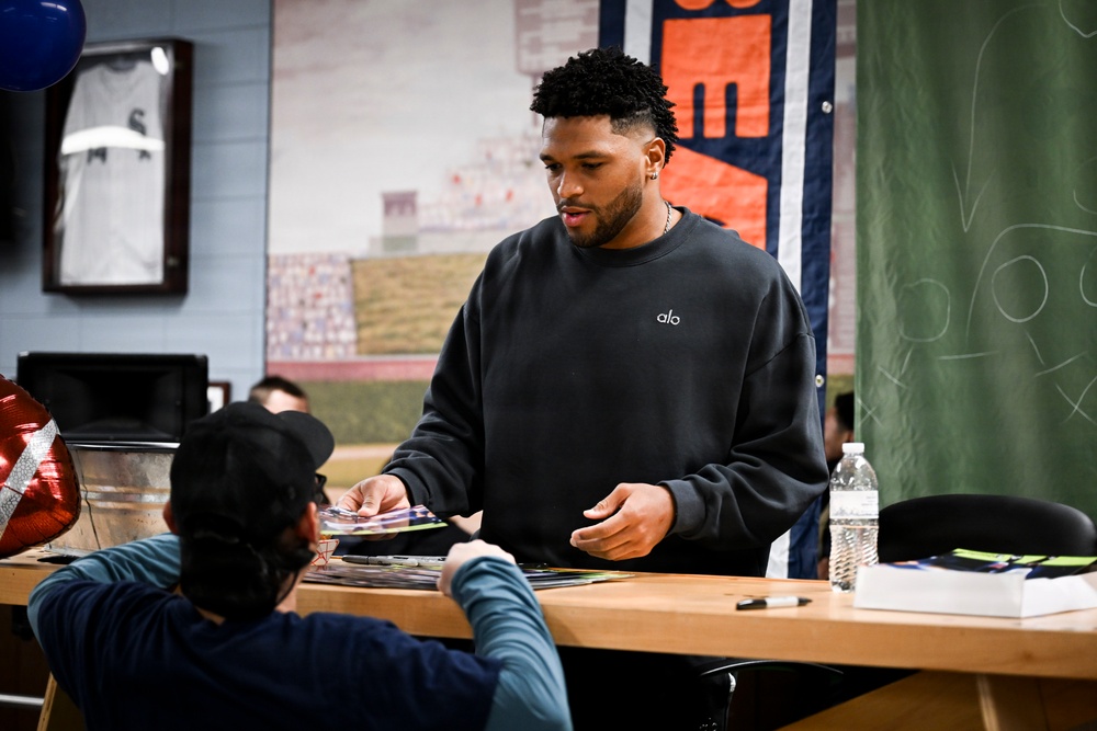 Chicago Bears Host Naval Station Great Lakes Sailors for Appreciation Event