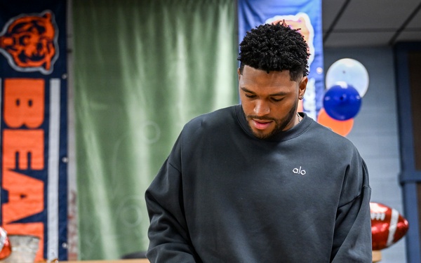 Chicago Bears Host Naval Station Great Lakes Sailors for Appreciation Event