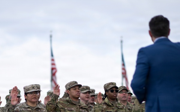 SW Hosts Reenlistment for U.S. National Guard Service Members