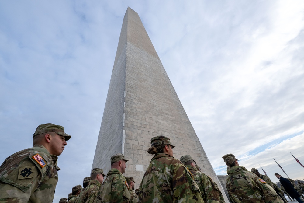 SW Hosts Reenlistment for U.S. National Guard Service Members