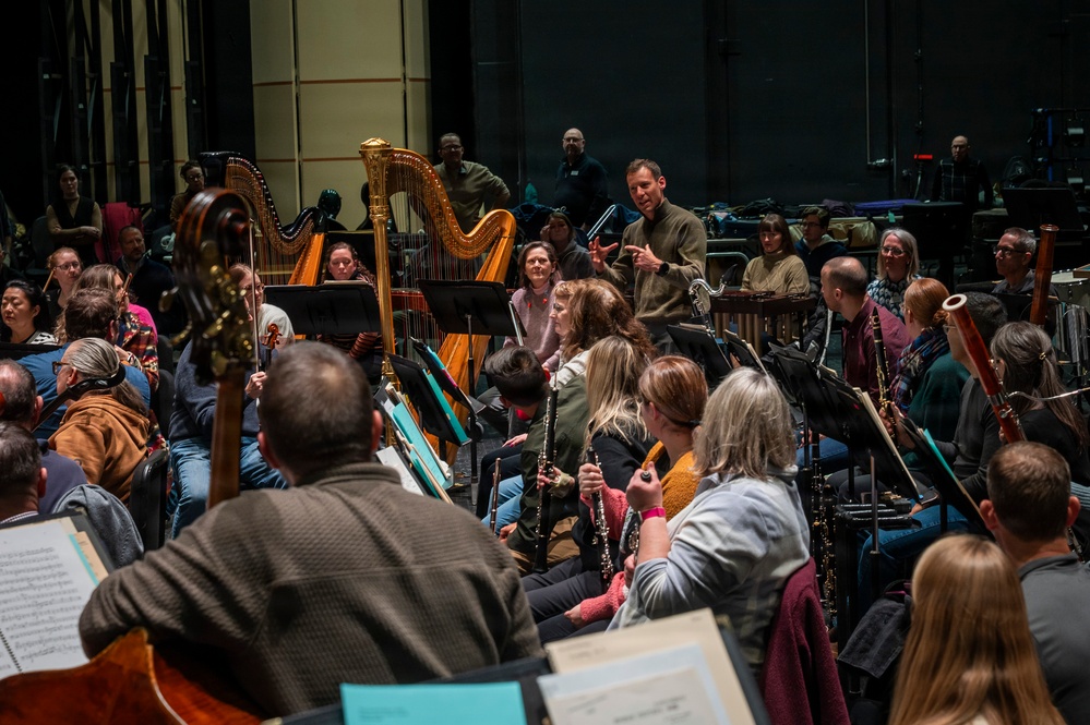 Bombers Directorate employees learn leadershio lessons from Dayton Philharmonic Orchestra