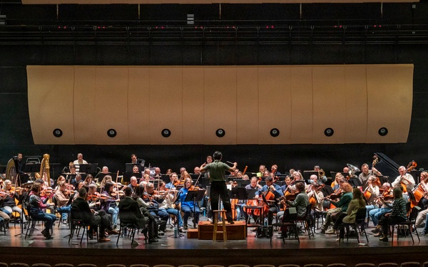 Bombers Directorate employees learn leadershio lessons from Dayton Philharmonic Orchestra