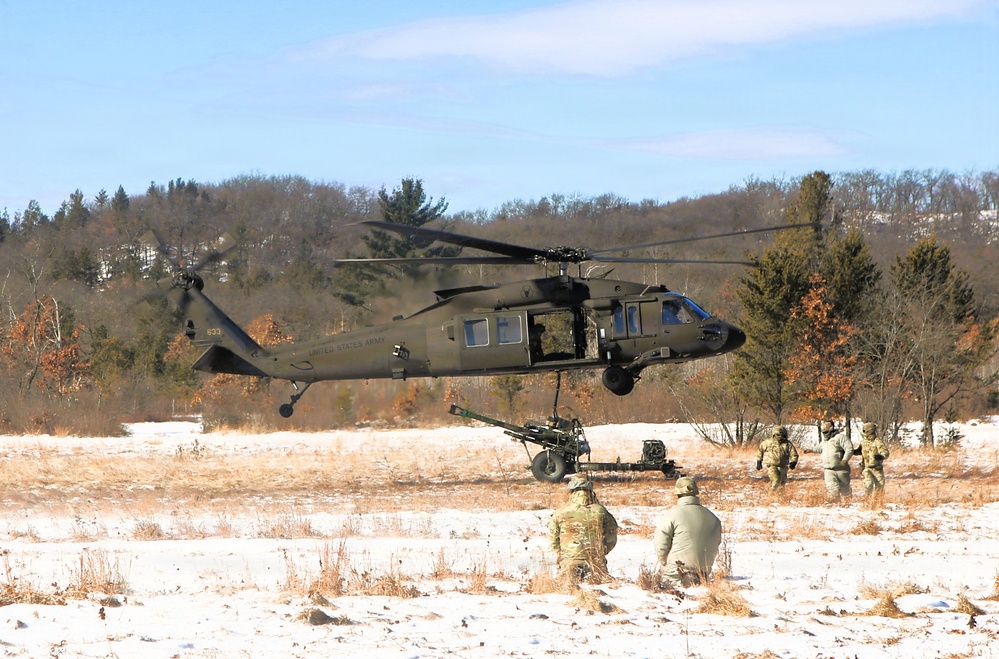 Wisconsin National Guard’s 1st Battalion, 120th Field Artillery holds winter sling-load training at Fort McCoy