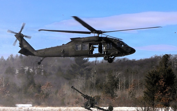 Wisconsin National Guard’s 1st Battalion, 120th Field Artillery holds winter sling-load training at Fort McCoy