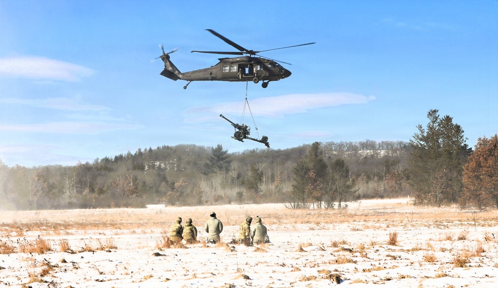 Wisconsin National Guard’s 1st Battalion, 120th Field Artillery holds winter sling-load training at Fort McCoy