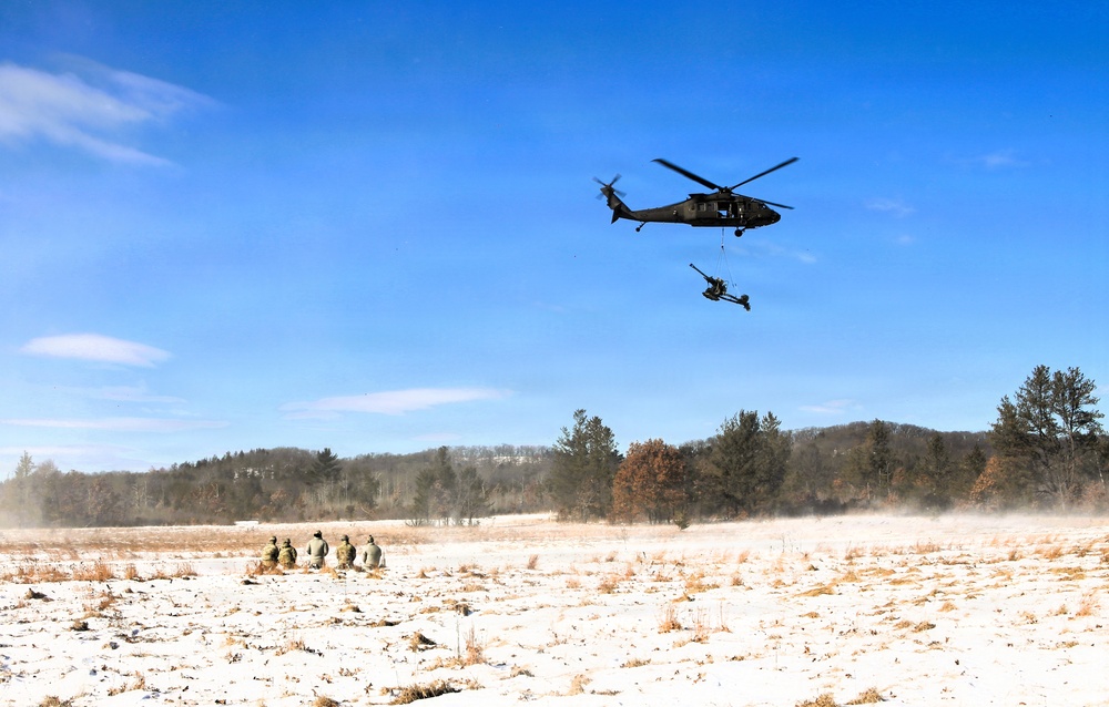 Wisconsin National Guard’s 1st Battalion, 120th Field Artillery holds winter sling-load training at Fort McCoy