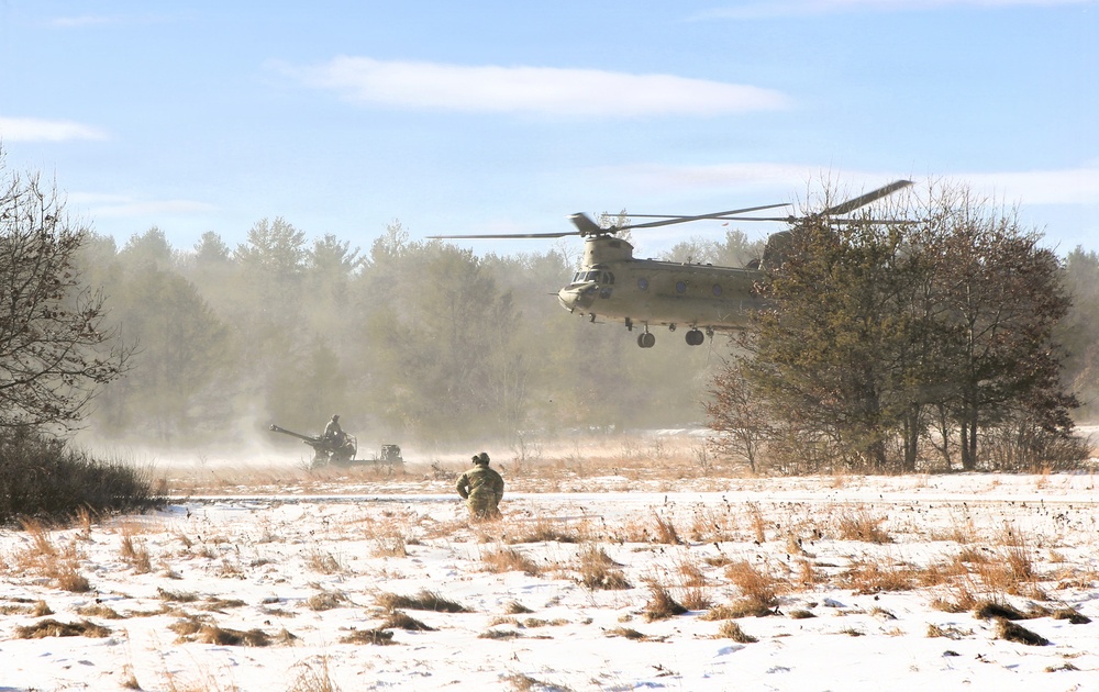 Wisconsin National Guard’s 1st Battalion, 120th Field Artillery holds winter sling-load training at Fort McCoy