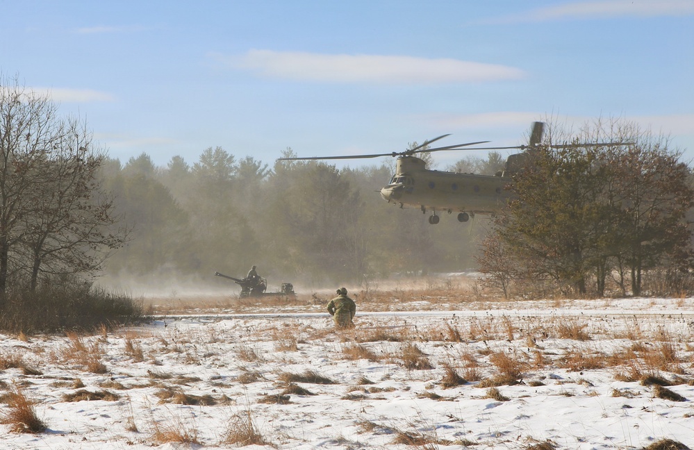 Wisconsin National Guard’s 1st Battalion, 120th Field Artillery holds winter sling-load training at Fort McCoy