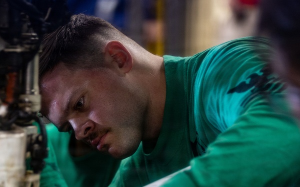 VFA-31 Routine Maintenance