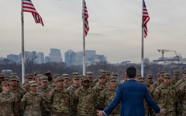 Mass Reenlistment Held at Washington Monument