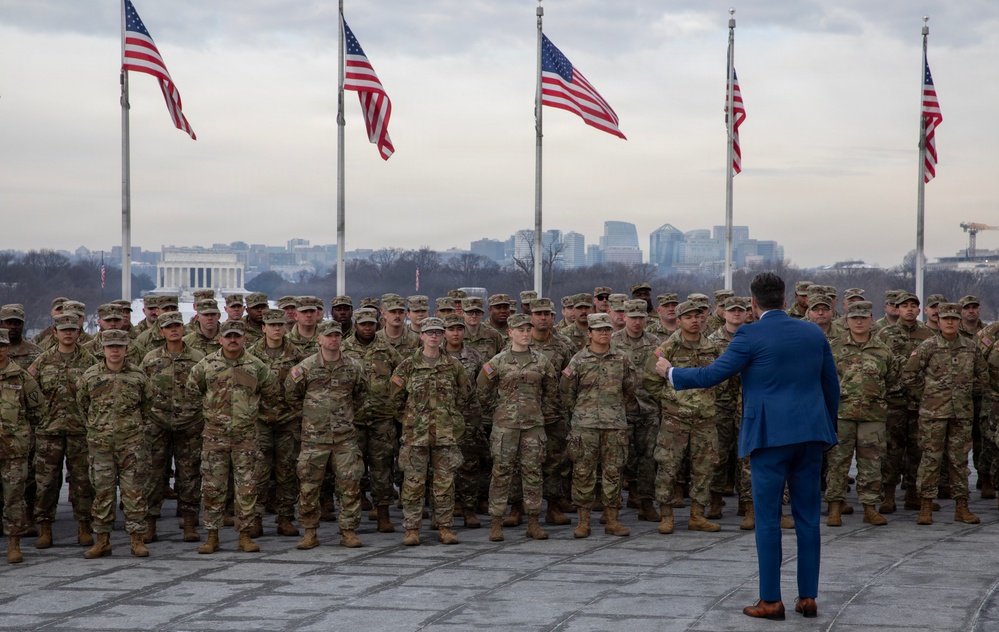 Mass Reenlistment Held at Washington Monument