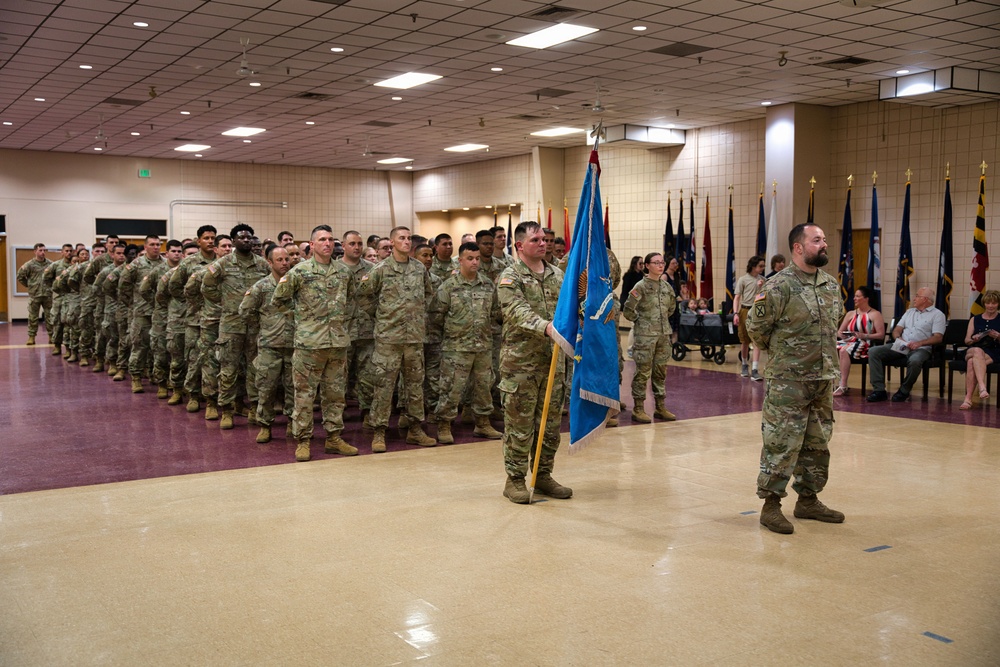325th Military Intelligence Battalion Change of Command