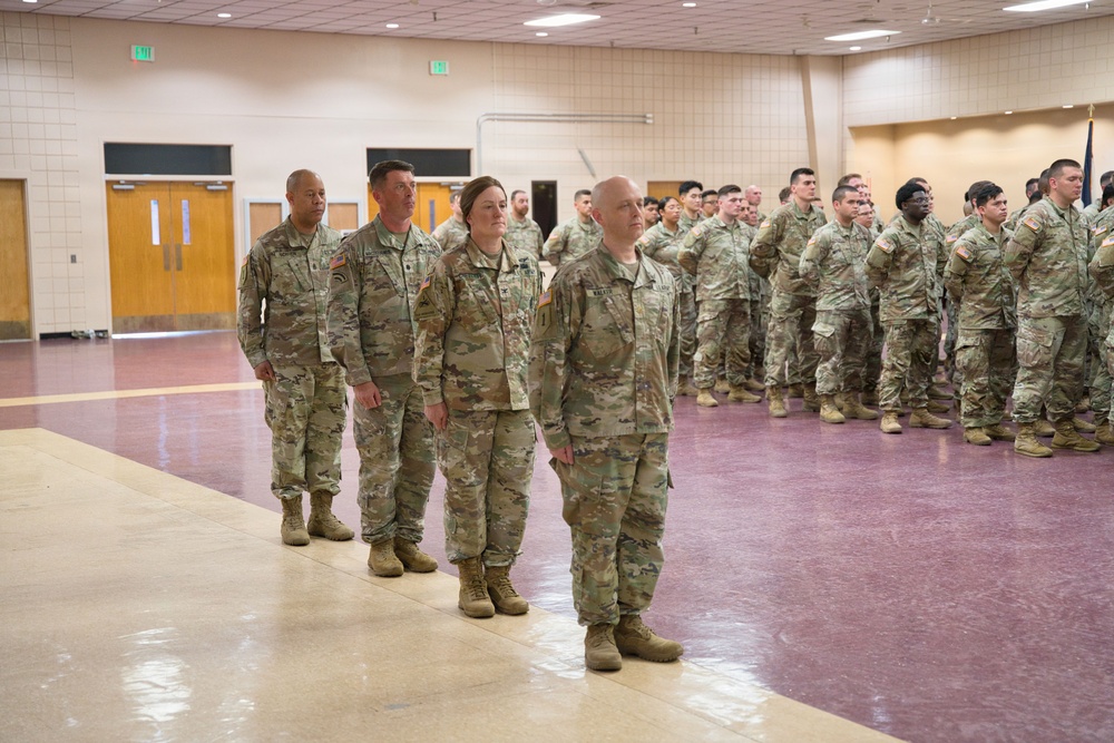 325th Military Intelligence Battalion Change of Command