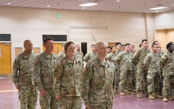 325th Military Intelligence Battalion Change of Command