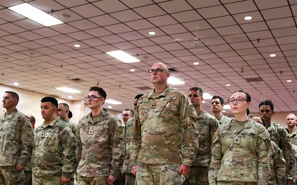 325th Military Intelligence Battalion Change of Command