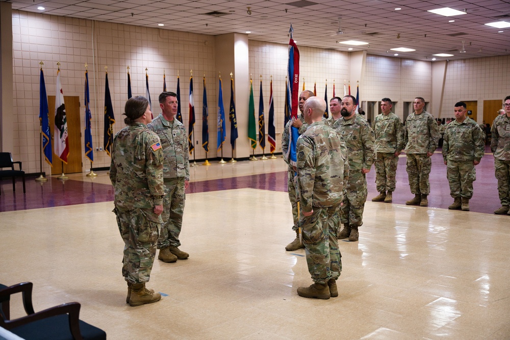 325th Military Intelligence Battalion Change of Command